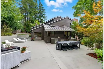 4393 Sundew Ct, Lake Oswego, OR 97035 - Photo 17