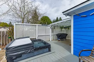 1070 W 11th St, Coquille, OR 97423 - Photo 7