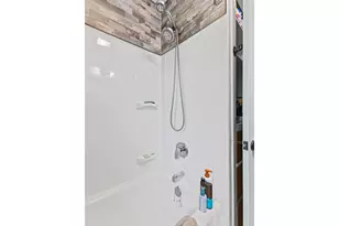 1070 W 11th St, Coquille, OR 97423 - Photo 23