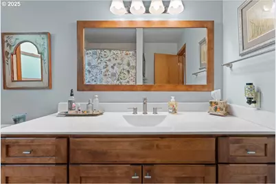 2104 NE 165th Dr, Portland, OR 97230 - Photo 25