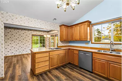 81541 Davisson Rd, Creswell, OR 97426 - Photo 7