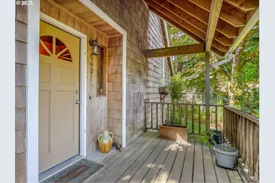 643 5th St, Gearhart, OR 97138 - Photo 3
