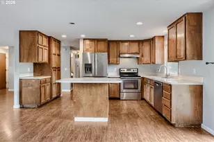 2040 NE 213th Ave, Fairview, OR 97024 - Photo 11