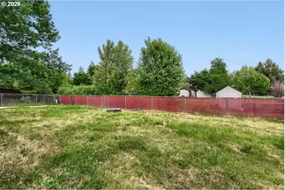 2040 NE 213th Ave, Fairview, OR 97024 - Photo 25