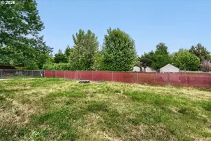 2040 NE 213th Ave, Fairview, OR 97024 - Photo 25