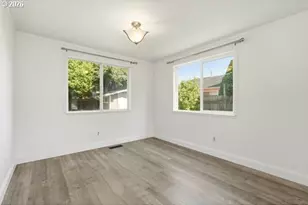 9705 NE 132nd Ave, Vancouver, WA 98682 - Photo 5