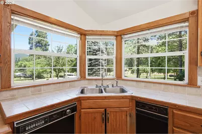 75500 Wicks Rd, Dorena, OR 97434 - Photo 23