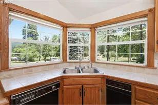 75500 Wicks Rd, Dorena, OR 97434 - Photo 23