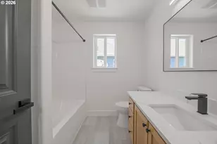 601 ST Charles Street, Eugene, OR 97402 - Photo 25