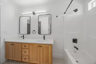 601 ST Charles Street, Eugene, OR 97402 - Photo 19