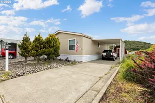 1003 Shadow Ranch Ln, Roseburg, OR 97470 - Photo 33