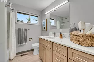 17928 NW Park View Blvd, Portland, OR 97229 - Photo 23