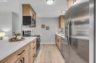 17928 NW Park View Blvd, Portland, OR 97229 - Photo 13