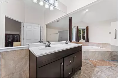 14234 NW Lakeshore Ct, Portland, OR 97229 - Photo 13