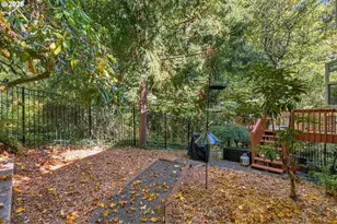 2723 SW Carolina St, Portland, OR 97239 - Photo 37