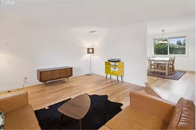 18800 SW Sandra Ln, Beaverton, OR 97003 - Photo 9