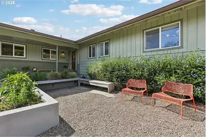 7225 SW 13th Ave, Portland, OR 97219 - Photo 3