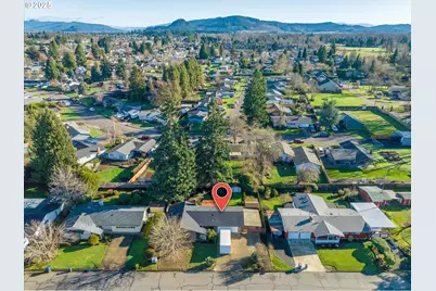 1147 S 34th Pl, Springfield, OR 97478 - Photo 35