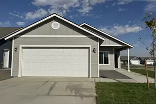 250 Michelle Ave, Umatilla, OR 97882 - Photo 1