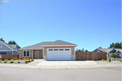 2010 Roosevelt Loop, North Bend, OR 97459 - Photo 27