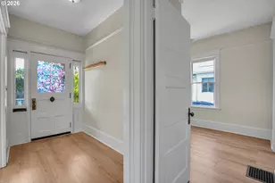 5636 N Delaware Ave, Portland, OR 97217 - Photo 9