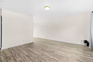 5829 SE 80th Ct, Portland, OR 97206 - Photo 5
