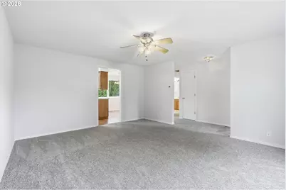 4754 Nighthawk Ct NE, Salem, OR 97305 - Photo 9