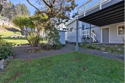1931 NE 68th St, Lincoln City, OR 97367 - Photo 41