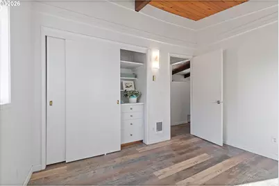 1931 NE 68th St, Lincoln City, OR 97367 - Photo 21