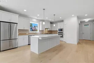 205 NW 116th St, Vancouver, WA 98685 - Photo 7
