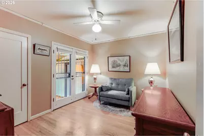 4446 NE Irving St, Portland, OR 97213 - Photo 13