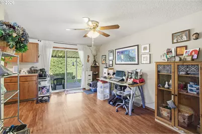 12723 SE Main St, Portland, OR 97233 - Photo 9