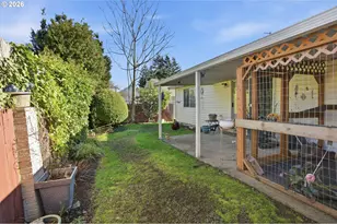 12723 SE Main St, Portland, OR 97233 - Photo 27