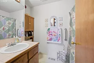 12723 SE Main St, Portland, OR 97233 - Photo 21