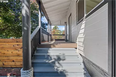 6023 N Amherst St, Portland, OR 97203 - Photo 7