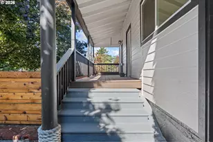 6023 N Amherst St, Portland, OR 97203 - Photo 7