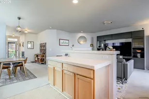 1652 SW Wright Pl, Troutdale, OR 97060 - Photo 17