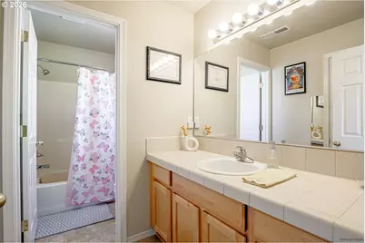 1652 SW Wright Pl, Troutdale, OR 97060 - Photo 29