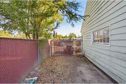 8541 SE 33rd Ave, Milwaukie, OR 97222 - Photo 7