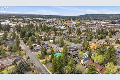 40 SW McKinley Ave, Bend, OR 97702 - Photo 33