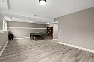 1205 NE 188th Pl, Portland, OR 97230 - Photo 17