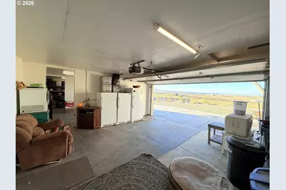 3647 SW Highway 97, Madras, OR 97741 - Photo 5