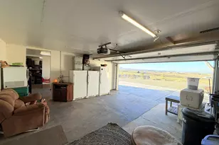 3647 SW Highway 97, Madras, OR 97741 - Photo 5