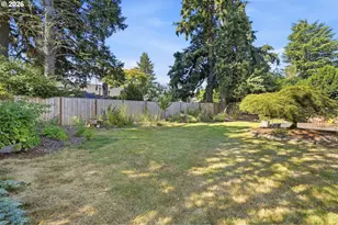 20190 SW Imperial St, Beaverton, OR 97003 - Photo 33