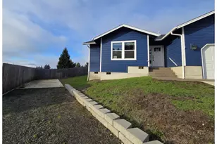 263 Addison Ave, Sutherlin, OR 97479 - Photo 3
