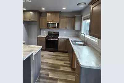 263 Addison Ave, Sutherlin, OR 97479 - Photo 7