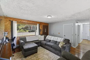 3854 Vista Dr, North Bend, OR 97459 - Photo 7
