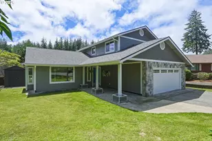 1915 Fern Ct, Coos Bay, OR 97420 - Photo 1