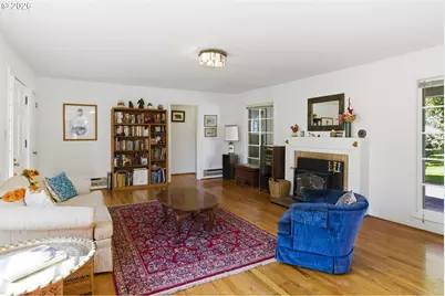 9009 SW 36th Ave, Portland, OR 97219 - Photo 9