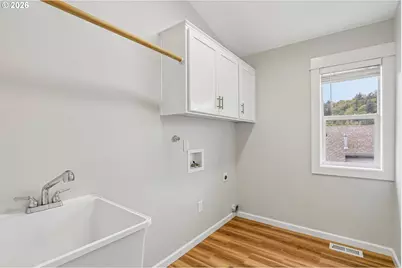 2578 NW 4th St, Gresham, OR 97030 - Photo 37